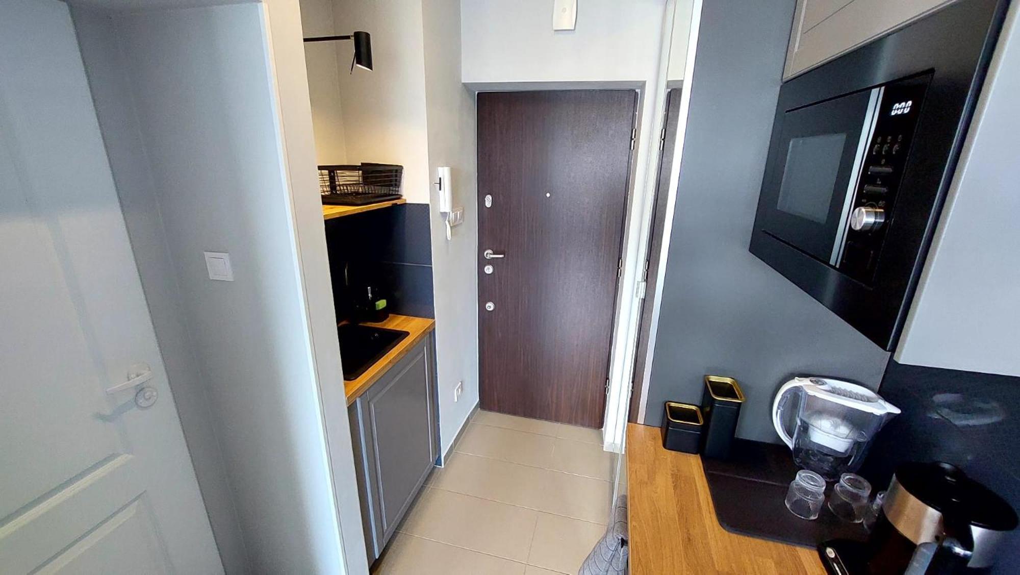 ורשה Comewa Apartments מראה חיצוני תמונה